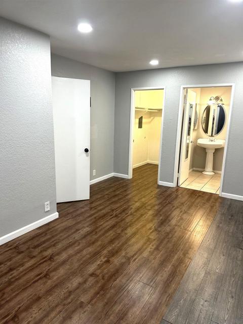 MLS #250041570SD image #10