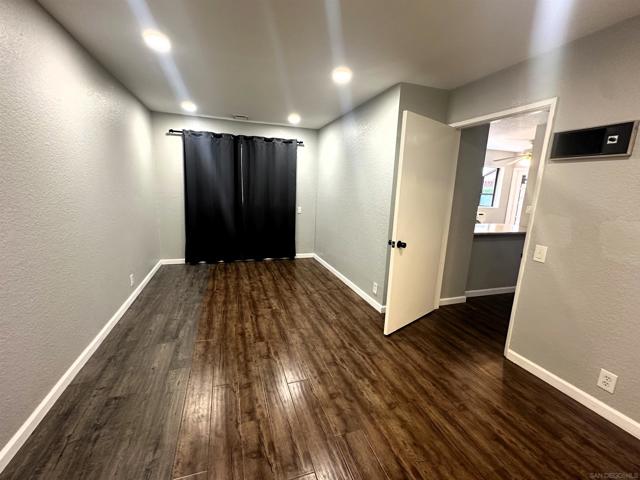 MLS #250041570SD image #15