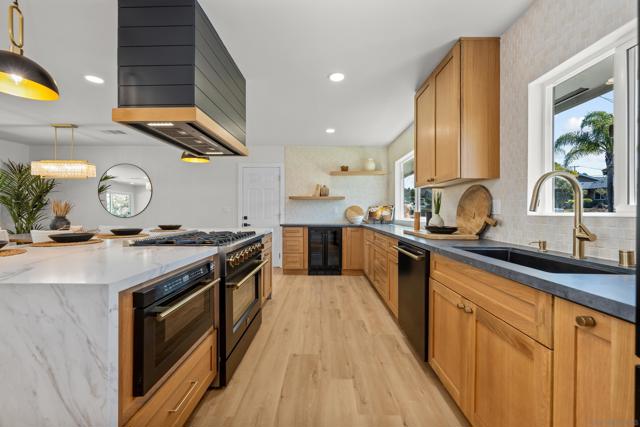 MLS #250041575SD image #10
