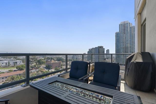 MLS #250041618SD image #15
