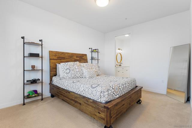 MLS #250041675SD image #37