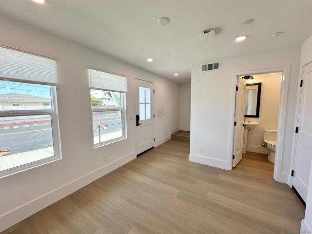 MLS #250041744SD image #1