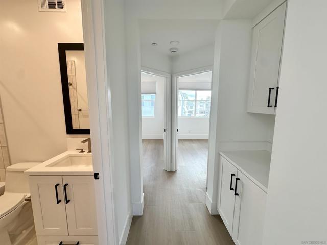 MLS #250041744SD image #29