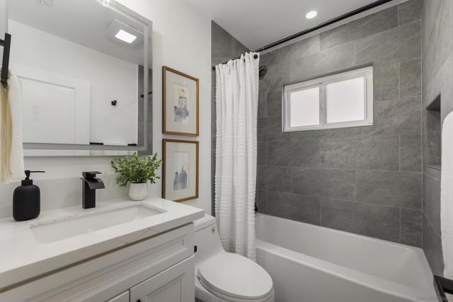 MLS #250041796SD image #35