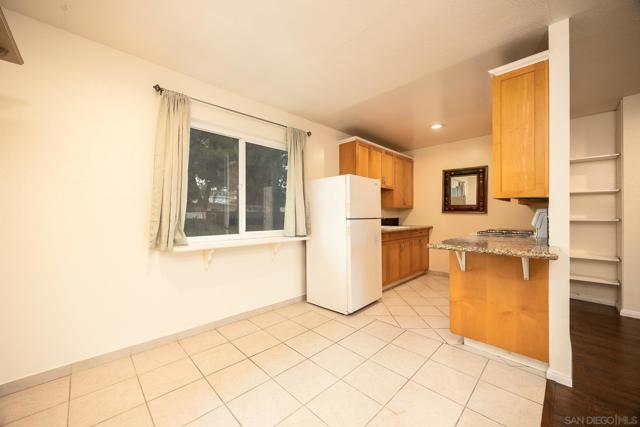 MLS #250041875SD image #19