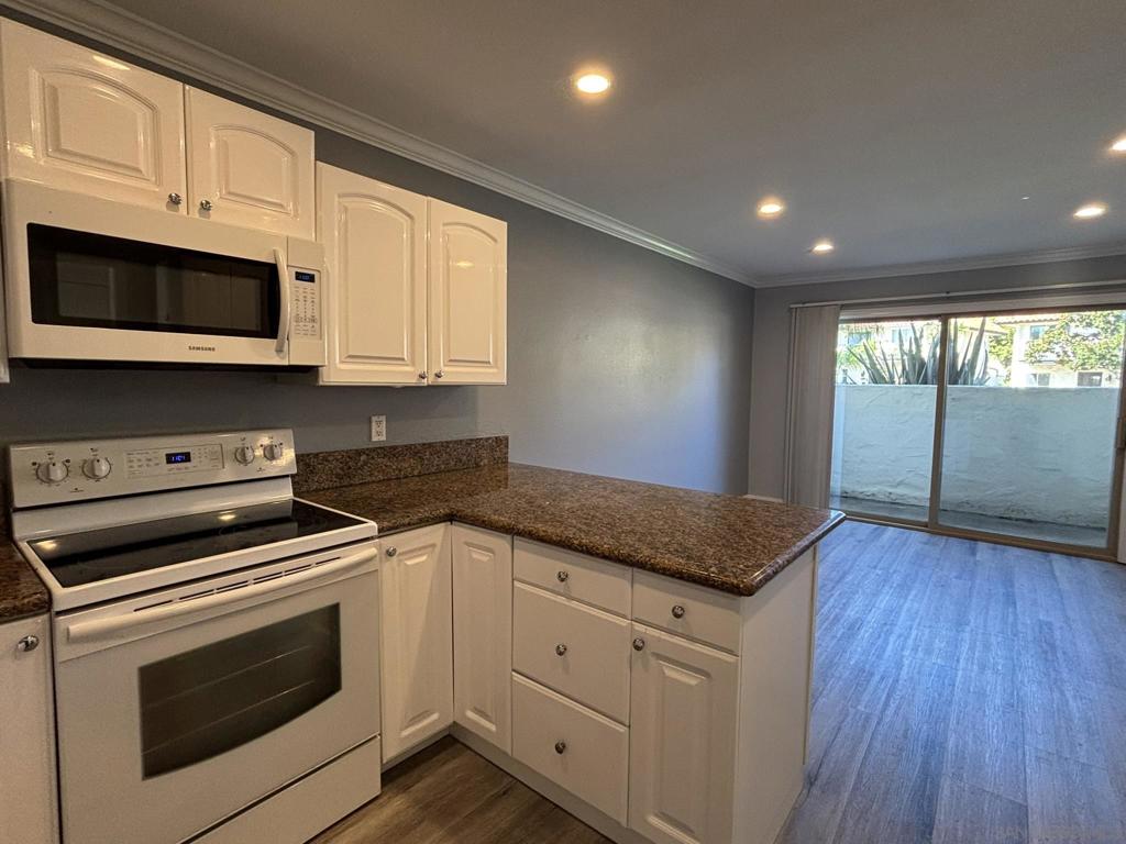 MLS #250042037SD image #14