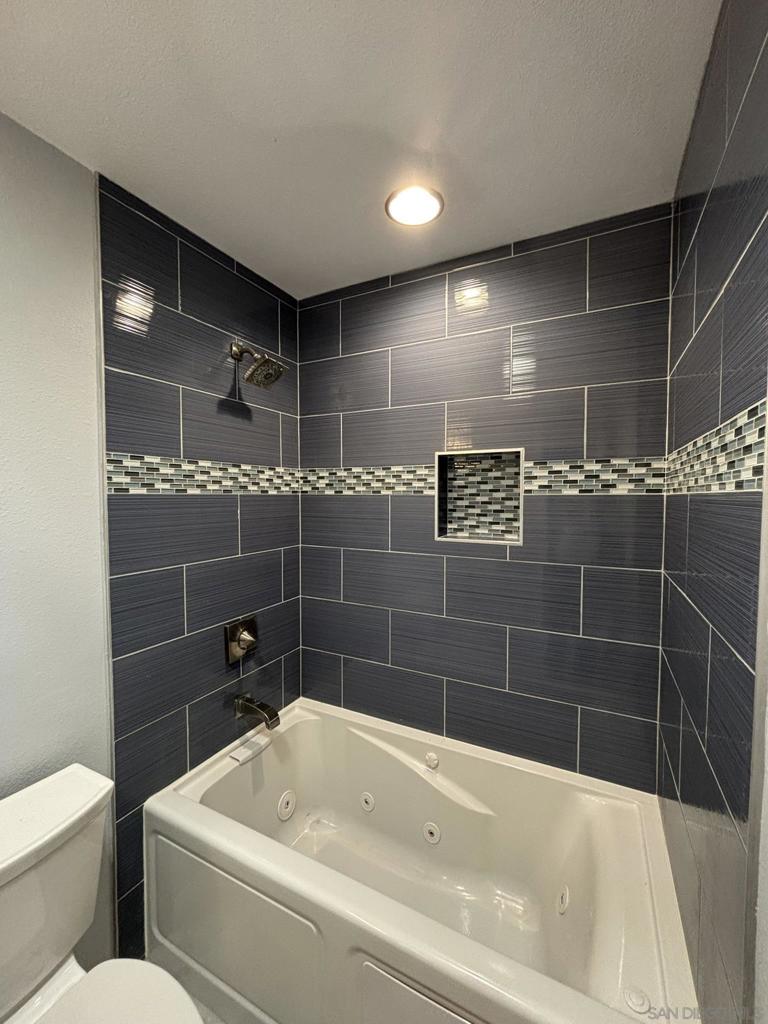 MLS #250042037SD image #26