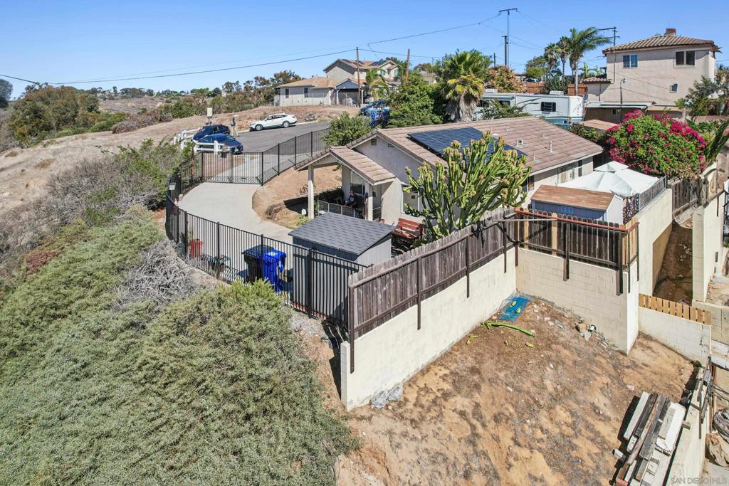 MLS #250042059SD image #23