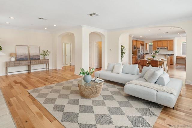 MLS #250042084SD image #10