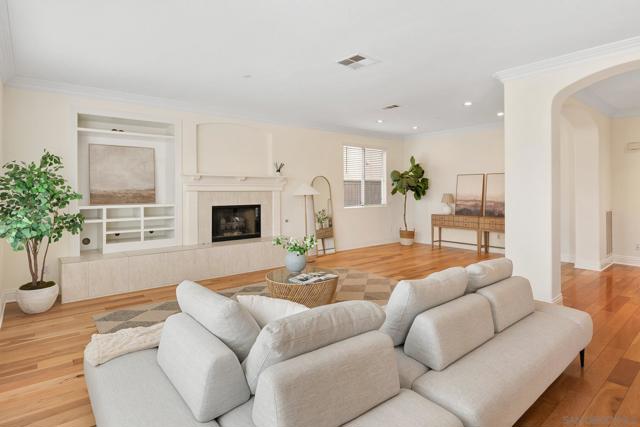 MLS #250042084SD image #9