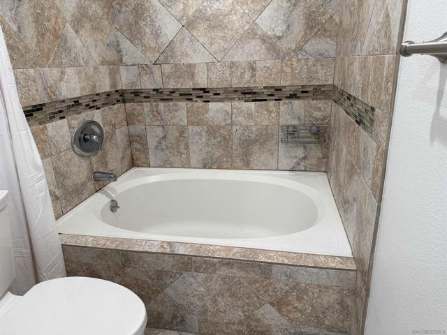 MLS #250042094SD image #16