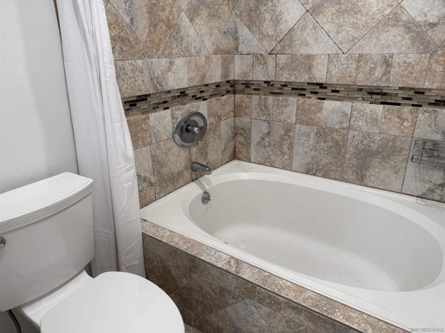 MLS #250042094SD image #17