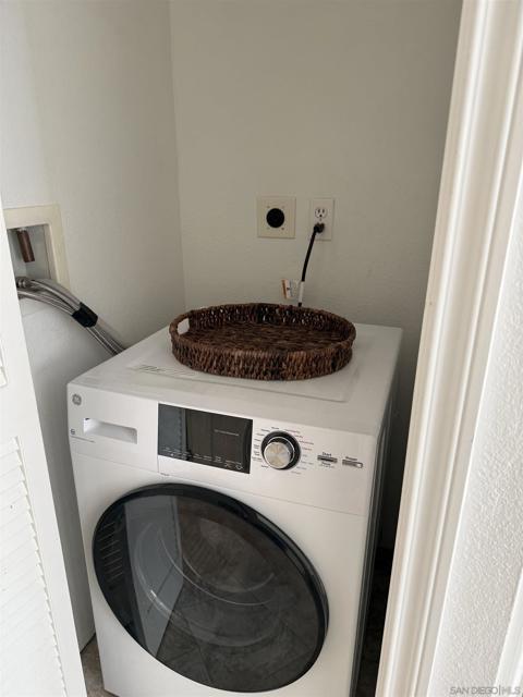 MLS #250042094SD image #18