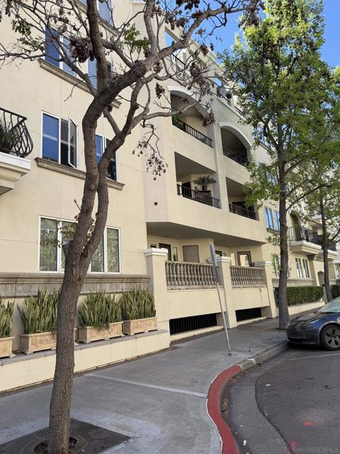 MLS #250042094SD image #24