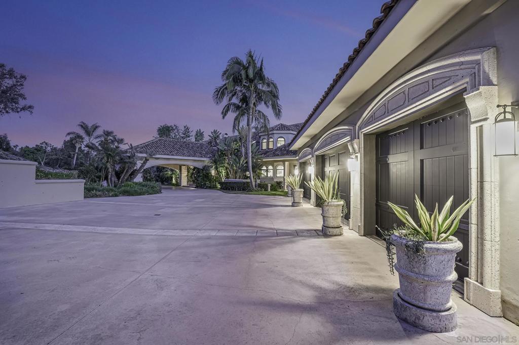 MLS #250042105SD image #22