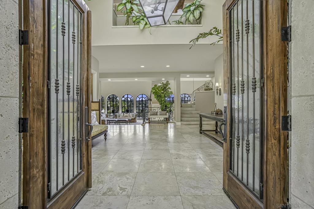 MLS #250042105SD image #26