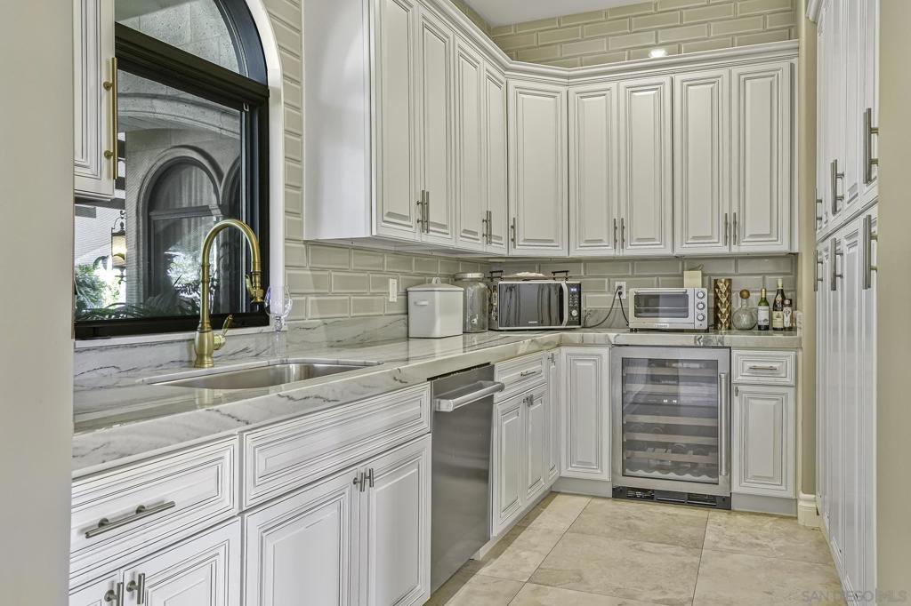 MLS #250042105SD image #30