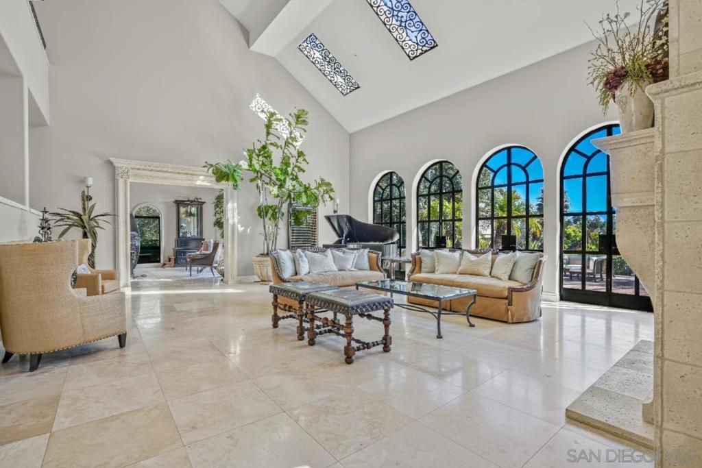 MLS #250042105SD image #32