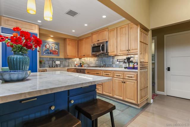 MLS #250042166SD image #15