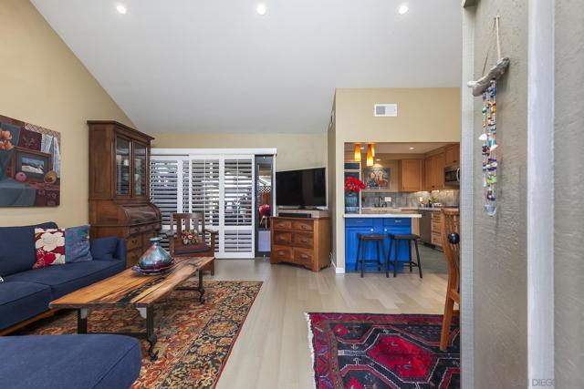 MLS #250042166SD image #6