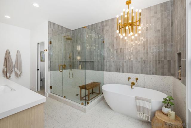 MLS #250042167SD image #22