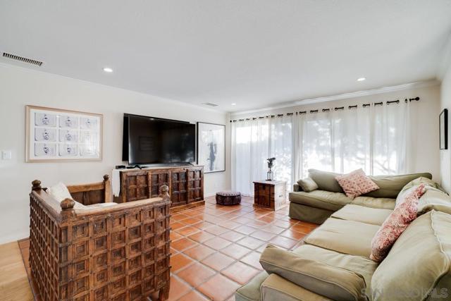 MLS #250042206SD image #19