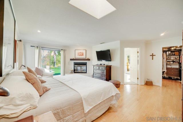 MLS #250042206SD image #23