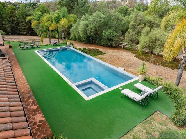 MLS #250042206SD image #40