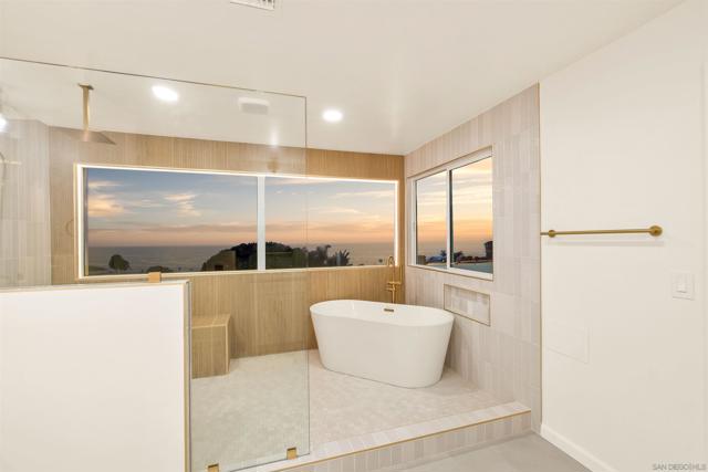 MLS #250042248SD image #16