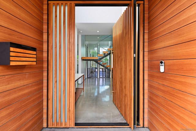 MLS #250042266SD image #2