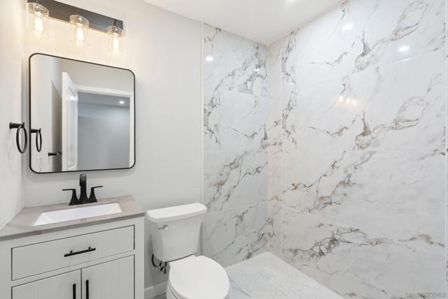 MLS #250042268SD image #17