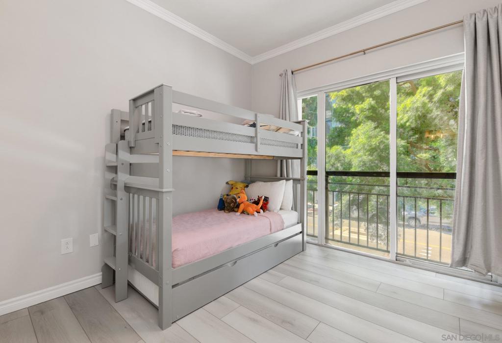 MLS #250042356SD image #16