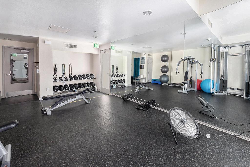 MLS #250042356SD image #35