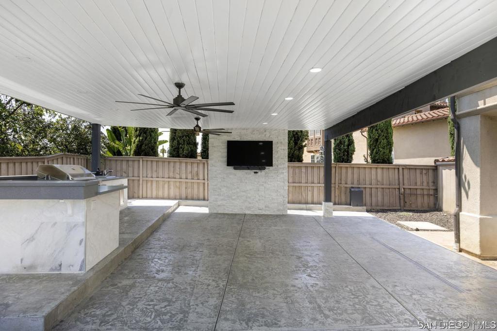 MLS #250042358SD image #46