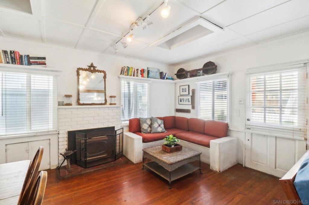 MLS #250042364SD image #11