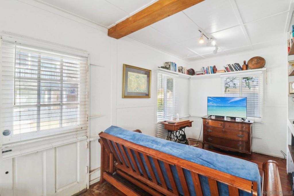 MLS #250042364SD image #18