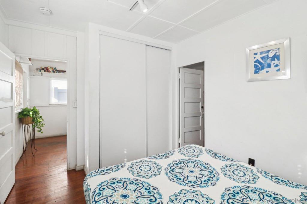 MLS #250042364SD image #27