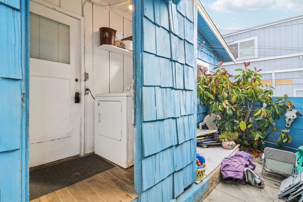 MLS #250042364SD image #30