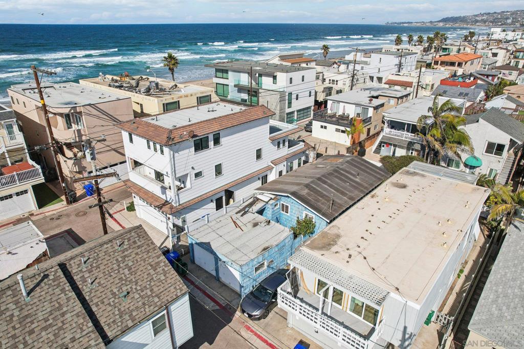 MLS #250042364SD image #36