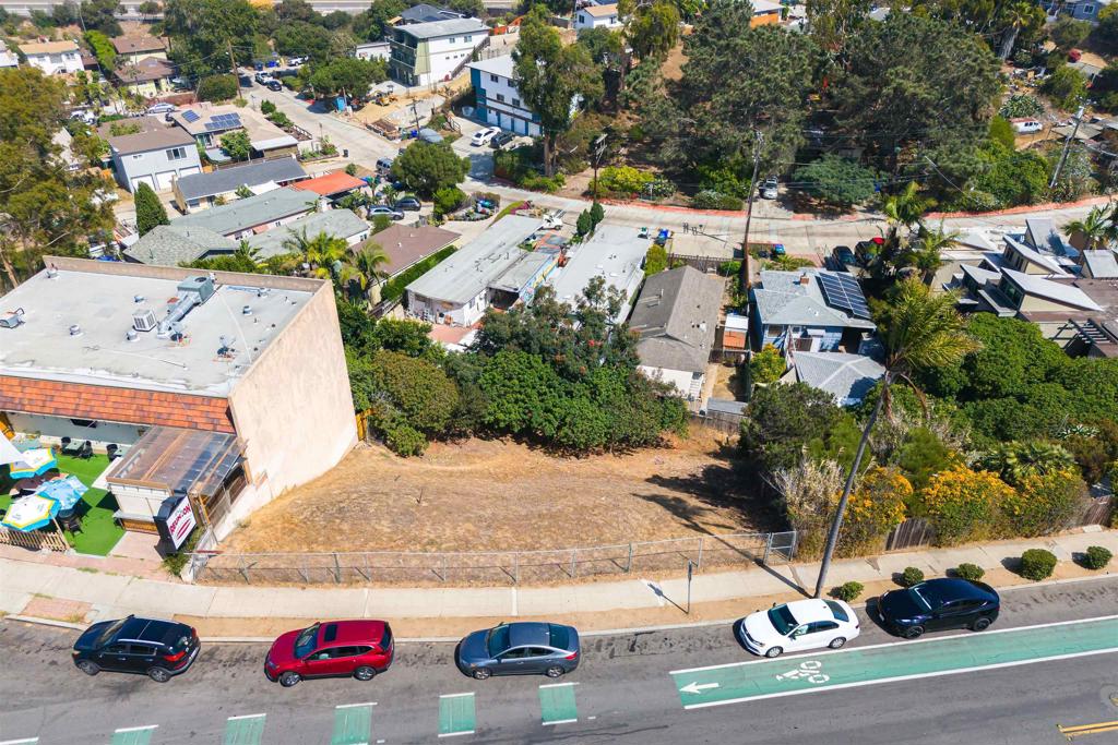 MLS #250042378SD image #3