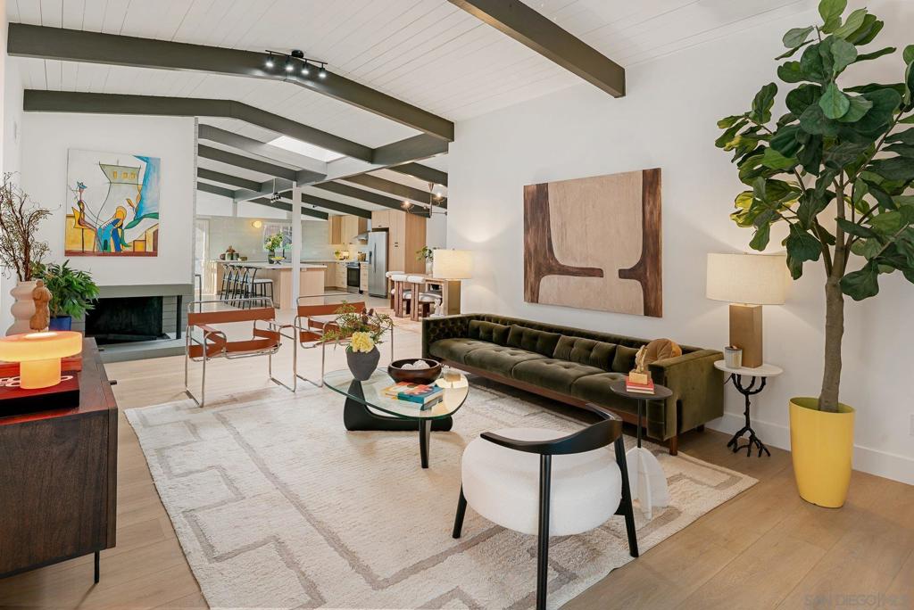 MLS #250042386SD image #1