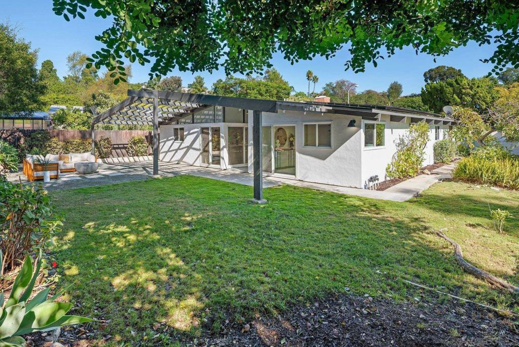 MLS #250042386SD image #3