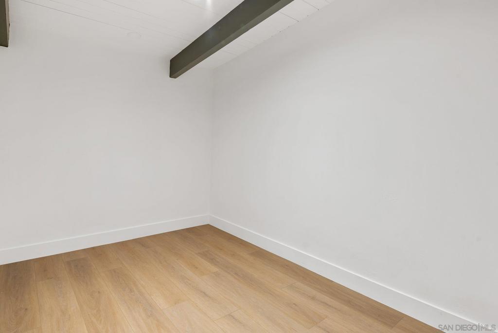 MLS #250042386SD image #35