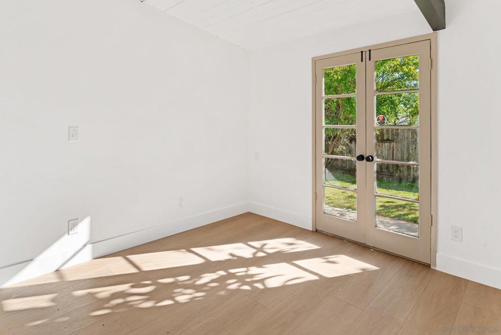 MLS #250042386SD image #38