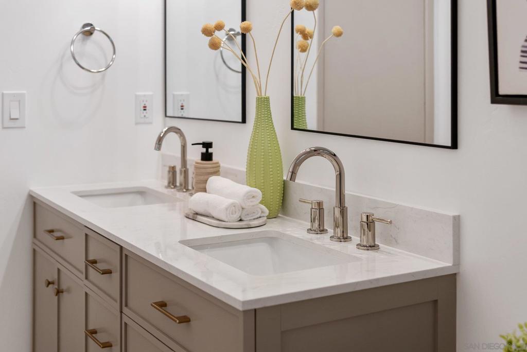 MLS #250042386SD image #42