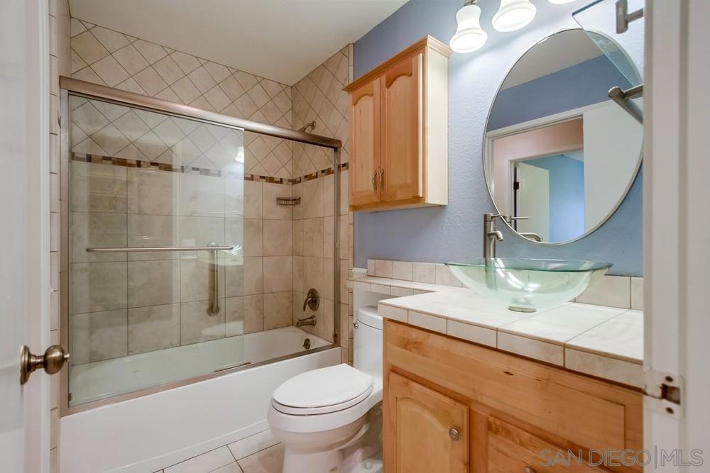 MLS #250042457SD image #22