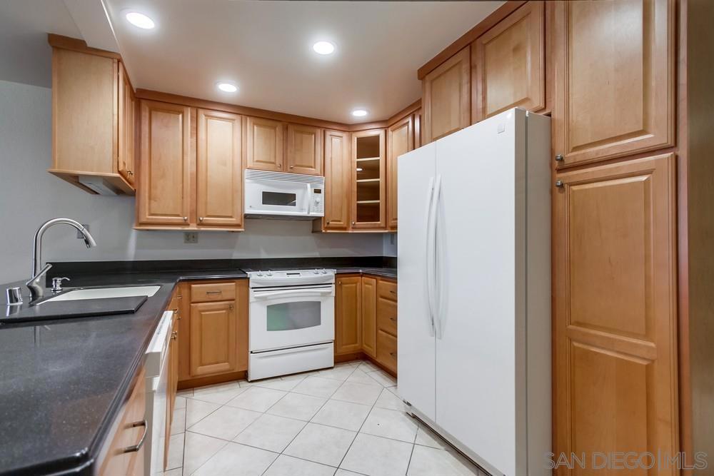 MLS #250042457SD image #9