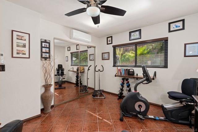 MLS #250042508SD image #22