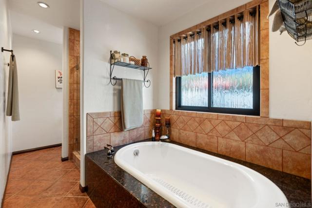 MLS #250042508SD image #27