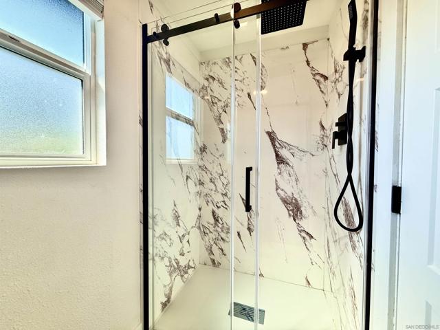 MLS #250042601SD image #16